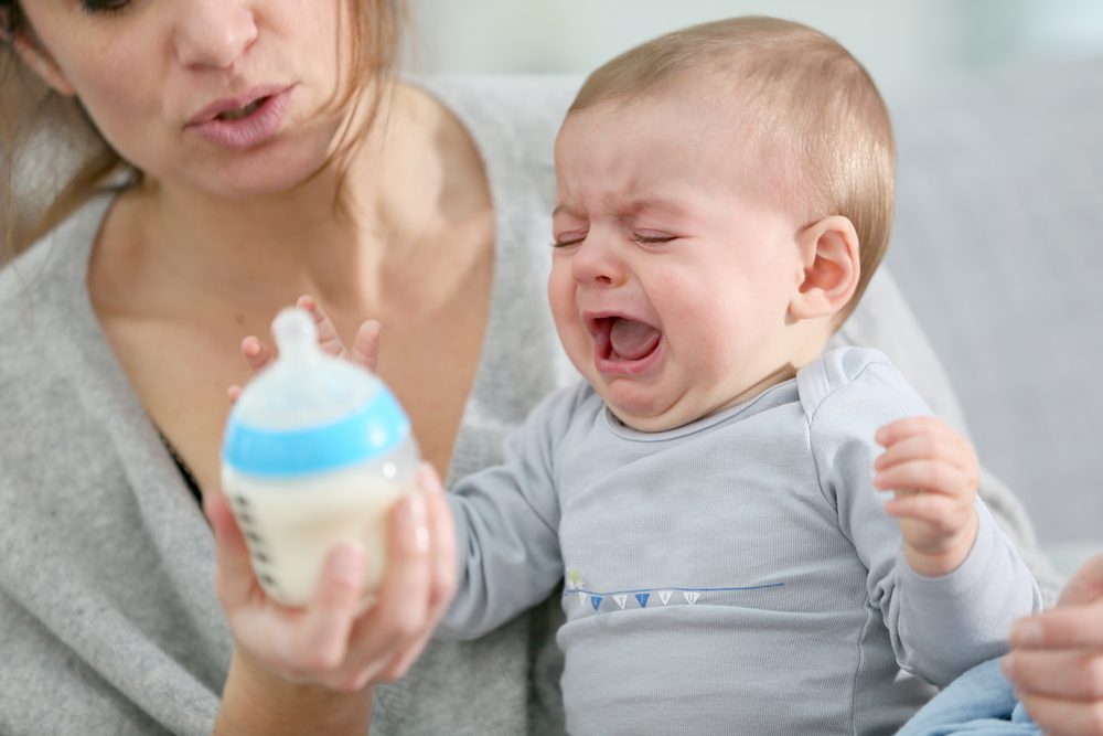 challenges while feeding new born baby